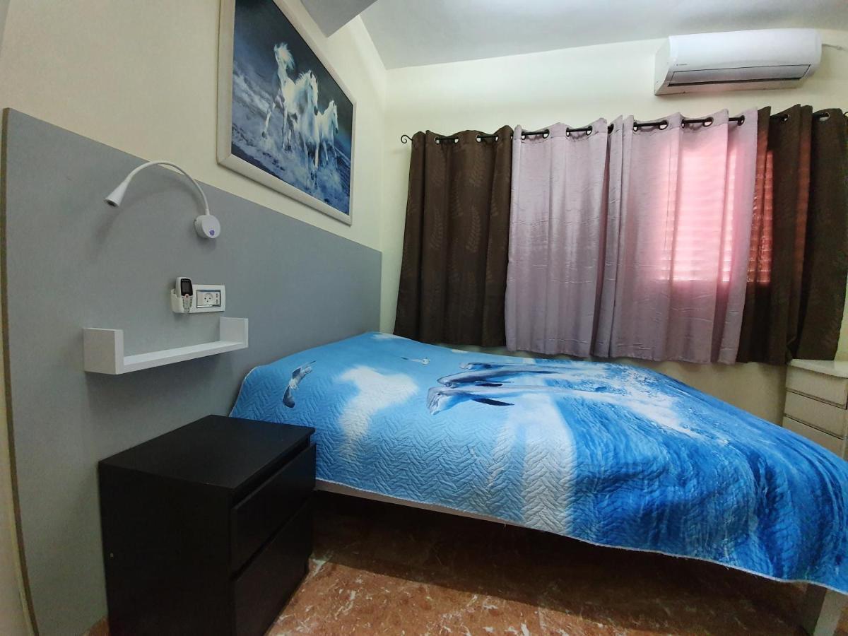 Ezore Yam Apartmens - Elmali'Akh St. 4 巴特亚姆 外观 照片